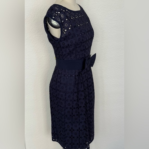 Nanette Lepore Navy Eyelet Dress With Bow Belt Sz 8 ECU - Picture 4 of 16